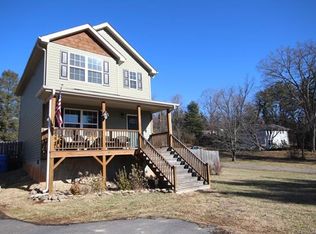 661 Sand Hill Rd, Asheville, NC 28806