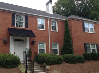 382 D Hanover Arms Ct, Winston Salem, NC 27104