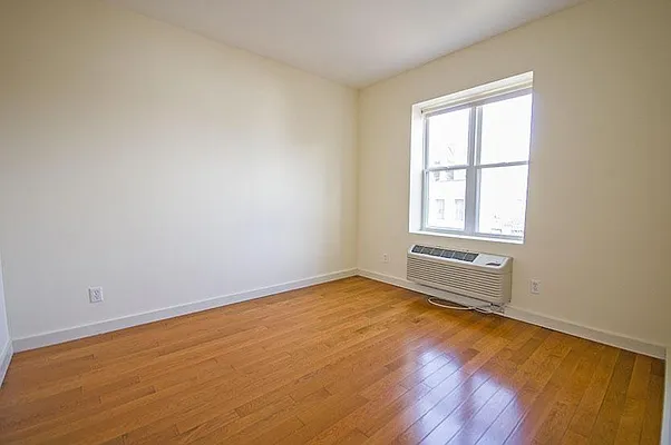 Rented by Level Group | media 15