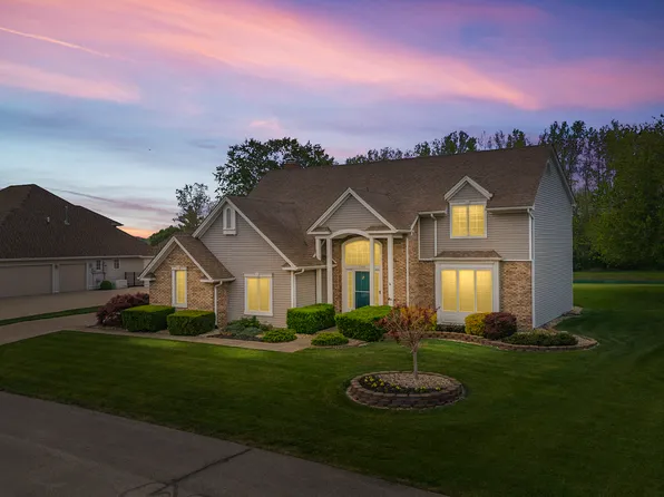 1266 Kensington Dr, Seymour, IN 47274