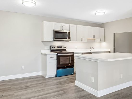 17422 Birchwood Ln APT 1, Fort Myers, FL 33908