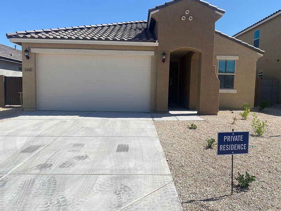 1st image of 4498 Charlie Dr