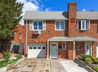 6727 Eliot Ave, Flushing, NY 11379