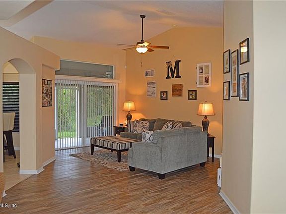 3rd image of 420 Regatta Dr