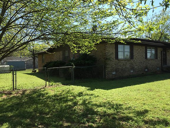 East side view of property
Room to build that dream shop