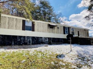 4131 Sweetwater Rd, Berea, KY 40403
