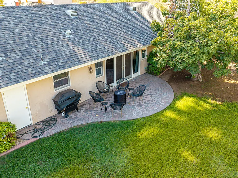 14425 N Coral Gables Dr — Photo 75