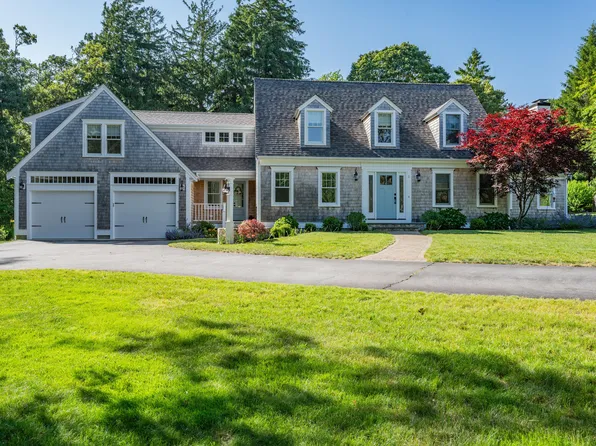 1 Beach Plum Circle, East Sandwich, MA 02537