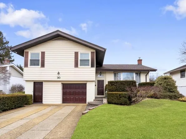 30 Flower Lane, Jericho, NY 11753