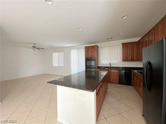 5th image of 9318 Goldenbush Ct