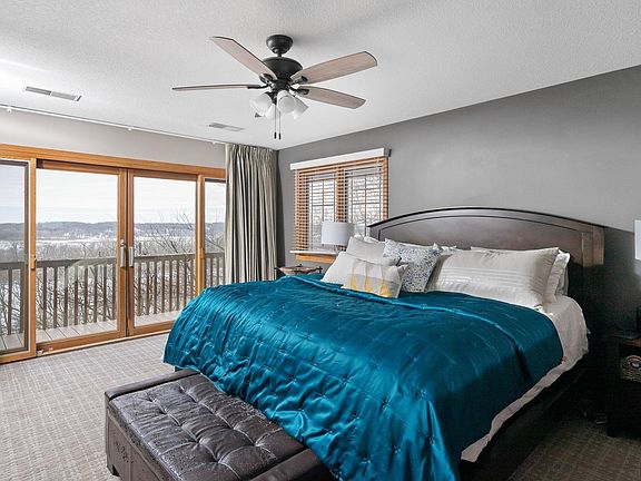 4th image of 26059 Valley Dr
