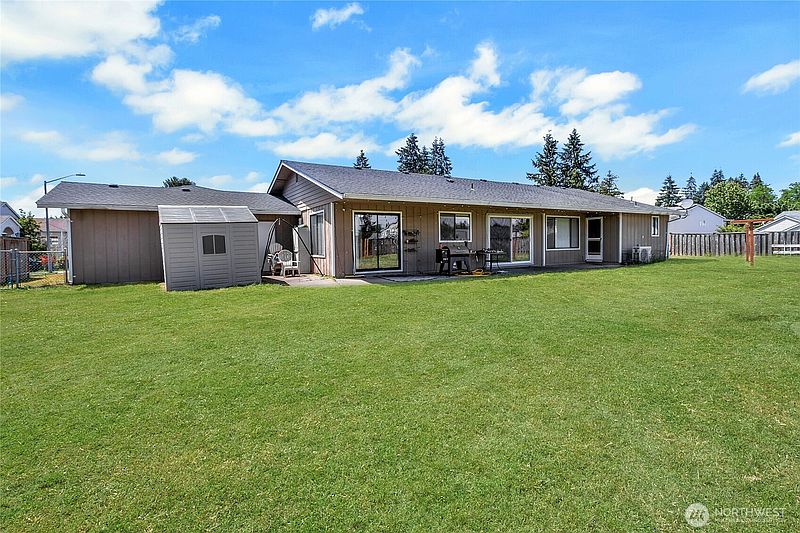5th image of 9018 Andes Court SE