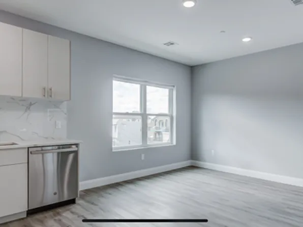 311 Sip Avenue image 40 of 61