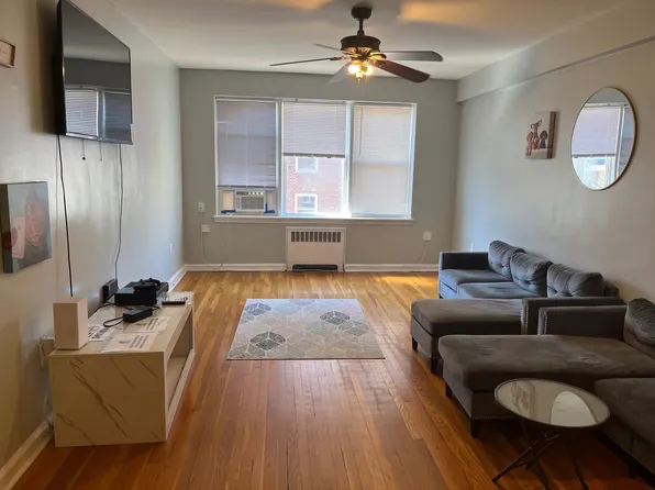2520 Kennedy Boulevard 2C image 3 of 15