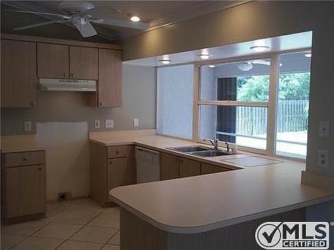 3rd image of 1080 SW Majorca Ave