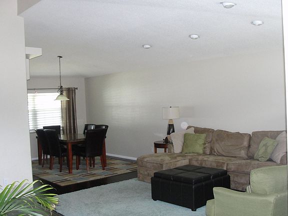 4th image of 1903 Glen Lakes Cir N