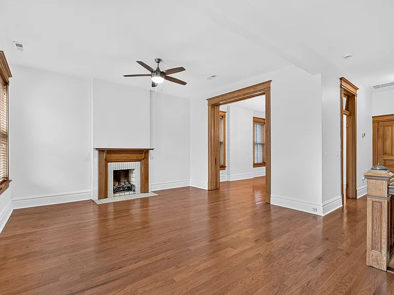 2722 Armand Pl #2F — Photo 11