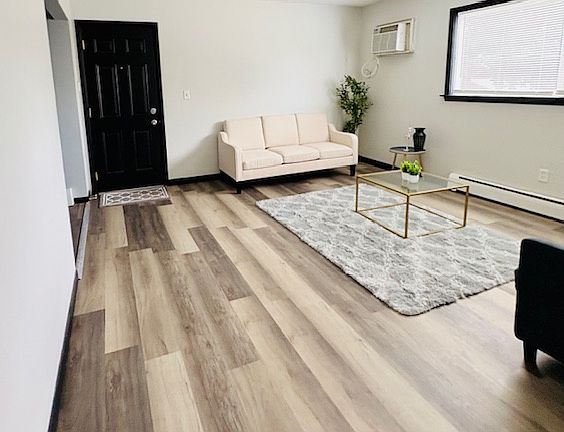 3rd image of 2006 Vawter St #12