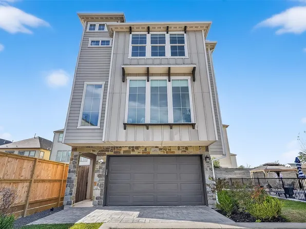 1303 Upland Retreat Blue Pl, Houston, TX 77043