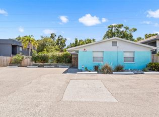 1230 70th St N, Saint Petersburg, FL 33710