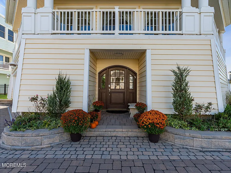 2 Tradewinds Ln — Photo 6
