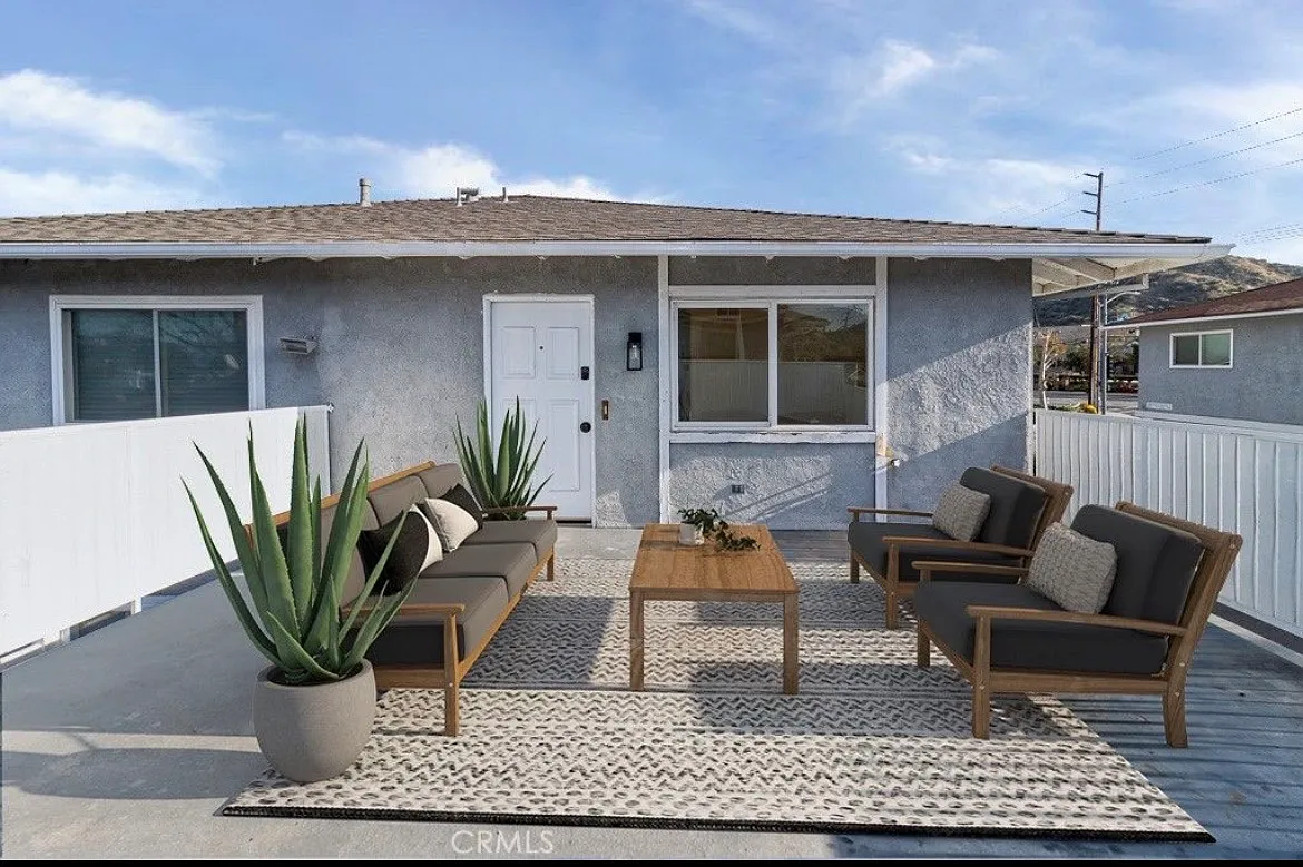 2 bed, 799 sqft, $2,900 — Photo 1