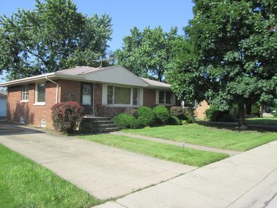 821 E 161st St, South Holland, IL, 60473