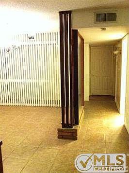 4th image of 140 Placid Dr