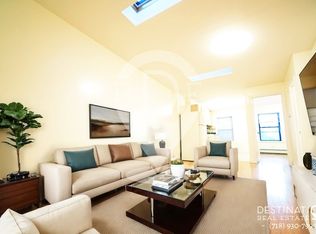 547 Court St #3, Brooklyn, NY 11231