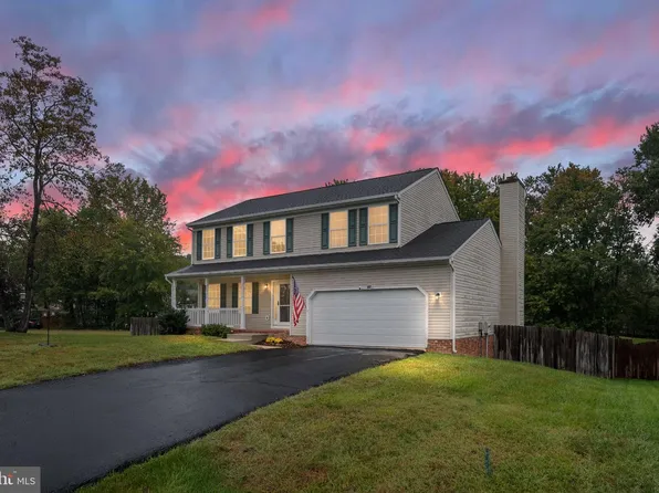 610 Montrose Dr, Fredericksburg, VA 22407