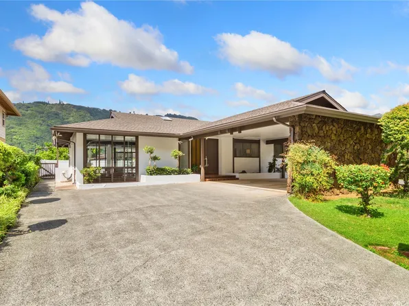3034 Kalawao St, Honolulu, HI 96822