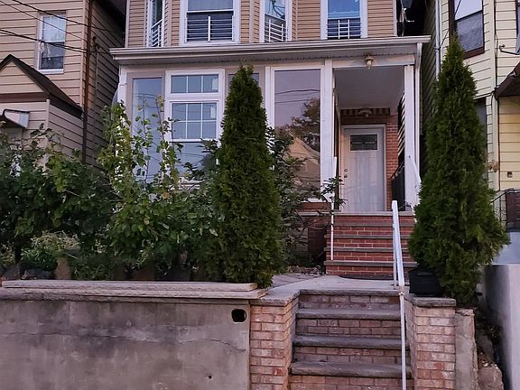 2nd image of 321 Arlington Ave Floor 2