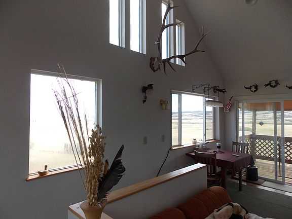 Eat In Kitchen-Seating Area