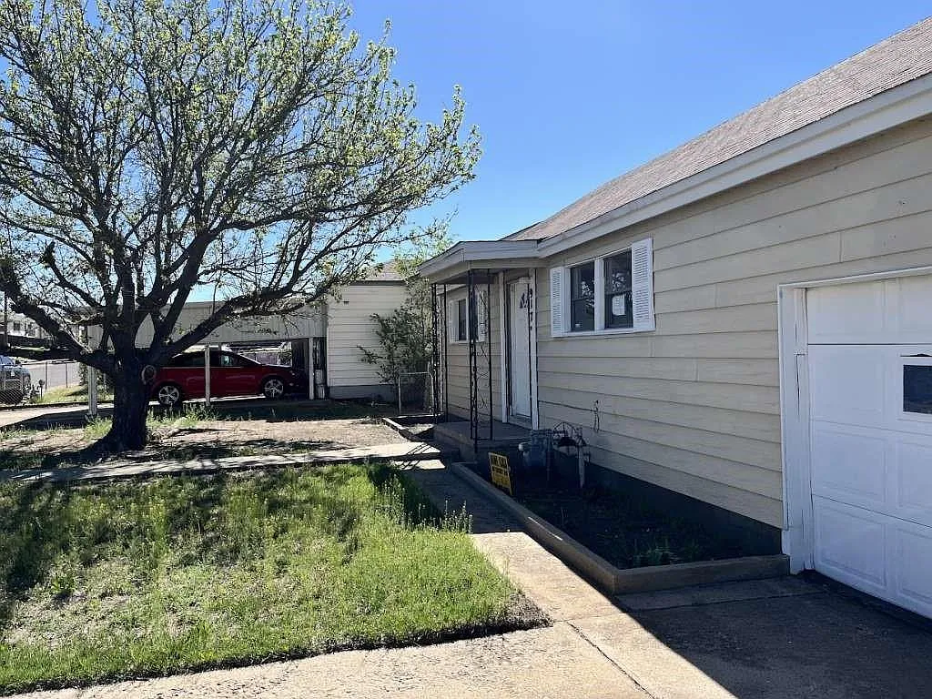 2 bed, 1.0 bath, 992 sqft, $1,199 — Photo 4