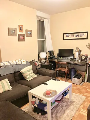 Rented by City Roots Realty | media 26