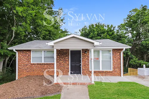 205 Lillie Dr Photo 1
