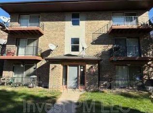 639 Jeffery Ave APT 3S, Calumet City, IL 60409