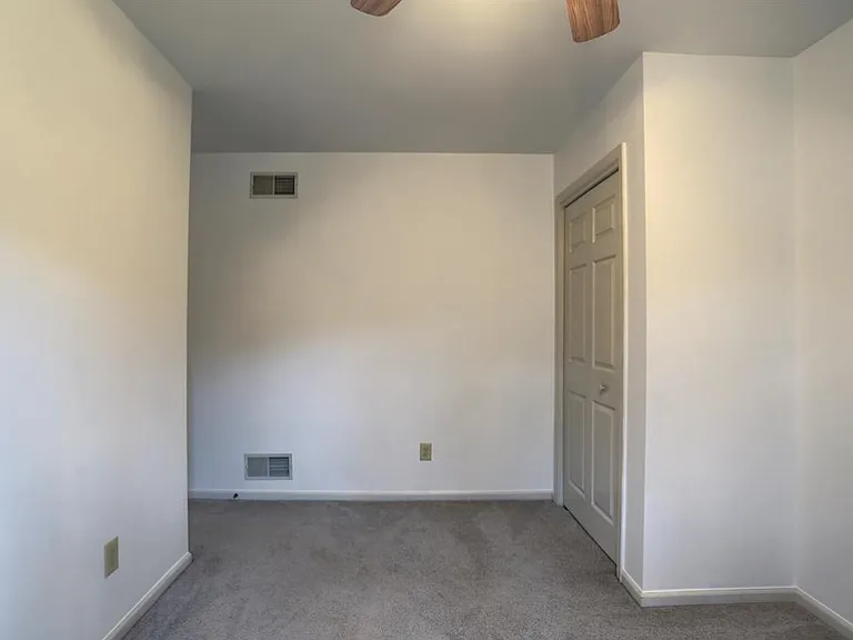 9148 Joyce Ln #9148 — Photo 23
