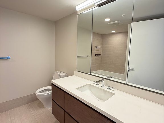 3rd image of 121 Stewart St #609