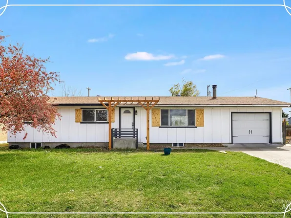 201 E 27th St, Burley, ID 83318