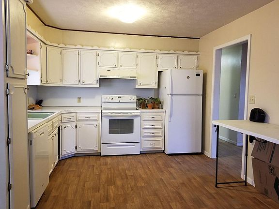 5th image of 1605 N Brown St