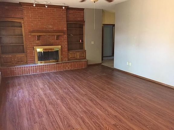 2nd image of 6325 Westpark Dr