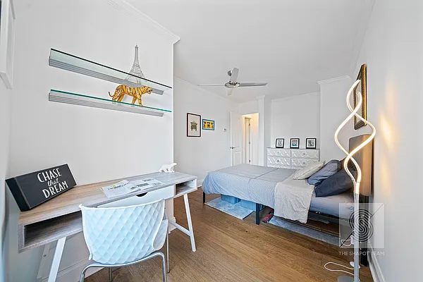 Sold by Keller Williams NYC | media 13