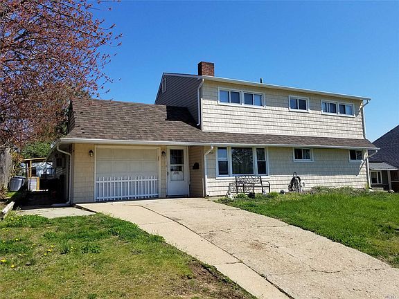 4th image of 259 Sprucewood Dr