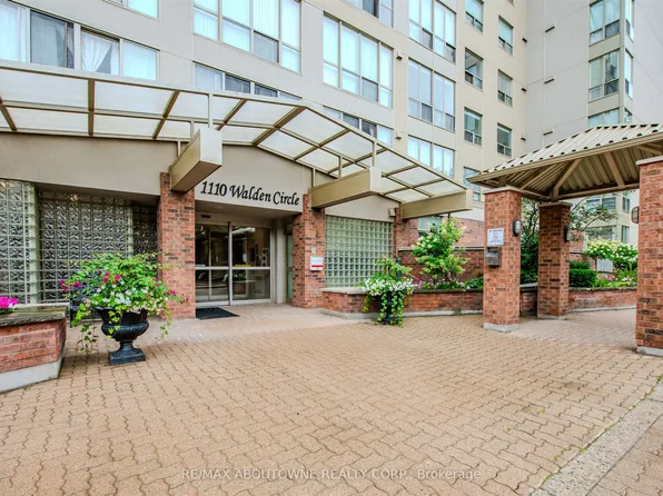 1110 Walden Cir #903, Mississauga, ON L5J 4R3