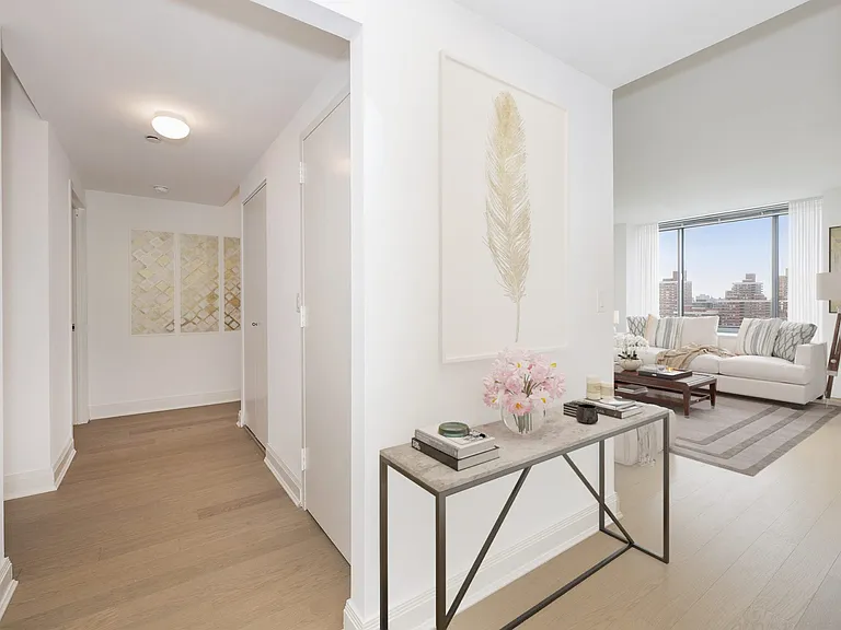222 E 34th St #2425 — Photo 3
