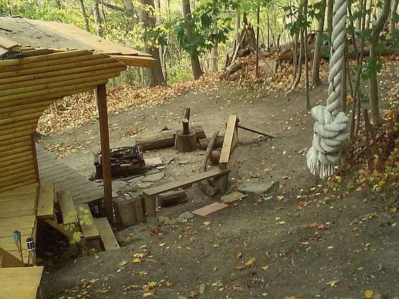 2nd image of 323 E 11th Ave