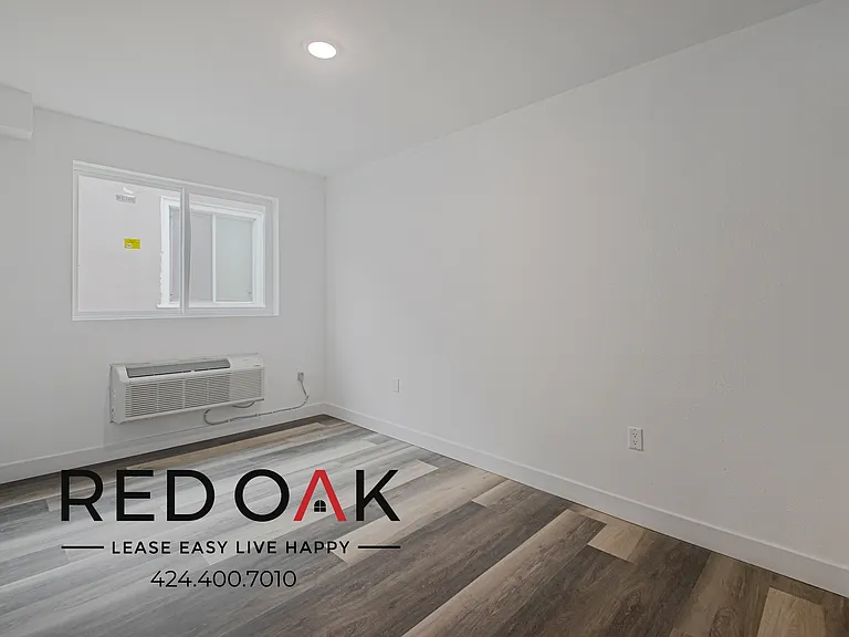 2837 San Marino St #104 — Photo 1