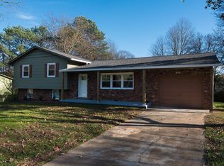 749 Elkmont Rd, Knoxville, TN 37922