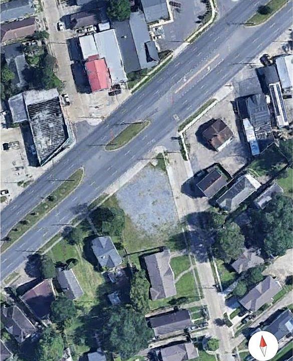 2nd image of 4200 Jefferson Hwy